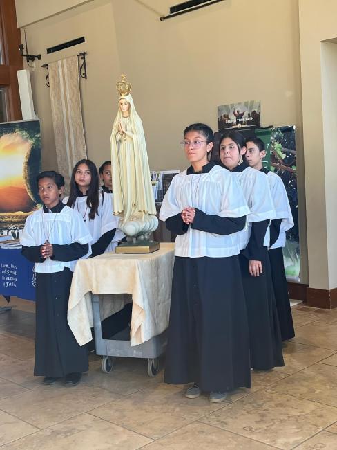 2025-05-21 Visitation of Our Lady of Fatima. Photos by Betsy Gresh